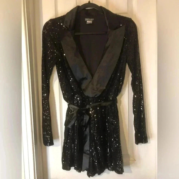 VENUS Shimmering Black Romper - Picture 9 of 15